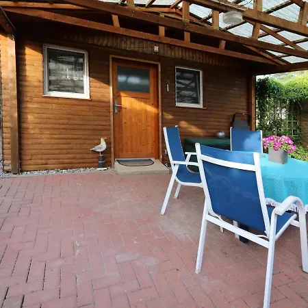 펜션 Fabulous Bungalow In Near Sea