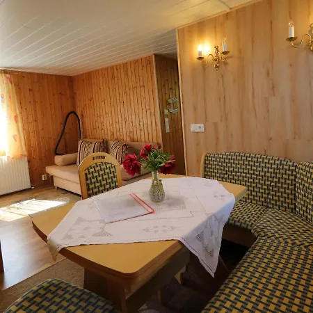 Fabulous Bungalow In Near Sea 펜션 Steffenshagen