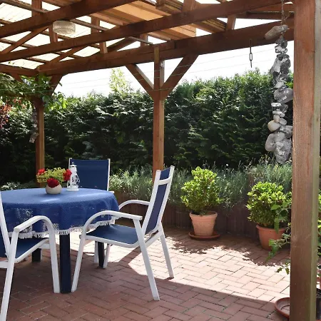 펜션 Fabulous Bungalow In Near Sea Steffenshagen