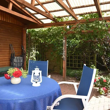 Fabulous Bungalow In Near Sea