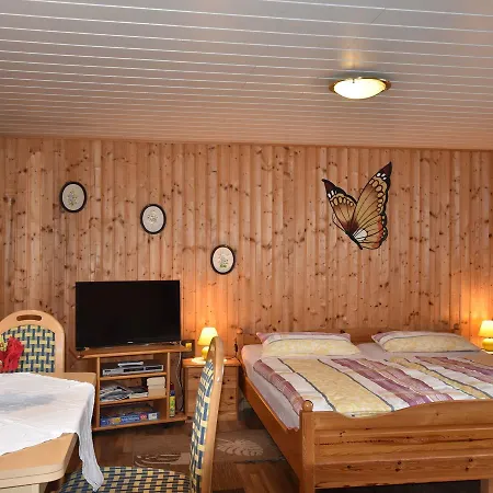 Fabulous Bungalow In Near Sea 펜션 *